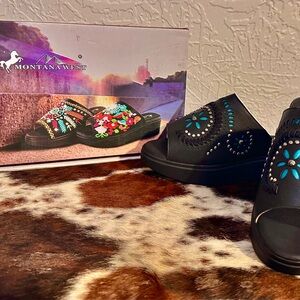 Montana West Black Sandals with Vibrant Embroidery